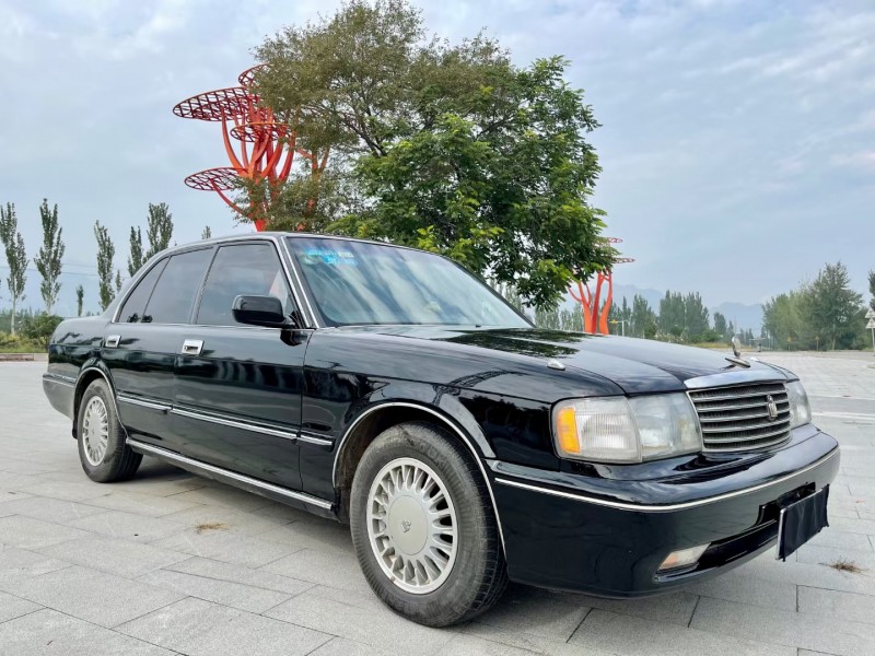 張家口94年豐田皇冠2