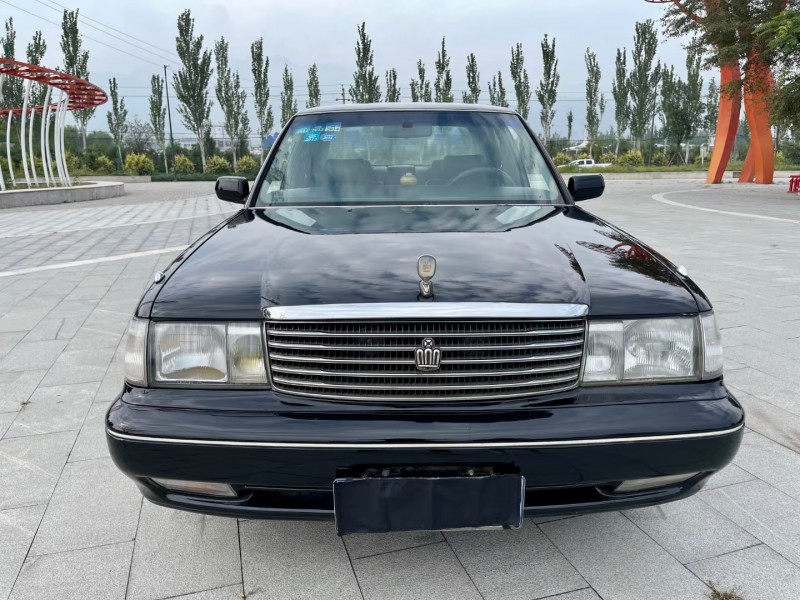 張家口94年豐田皇冠1