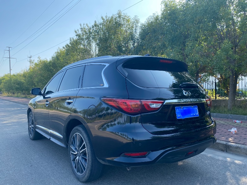 東營17年英菲尼迪QX602