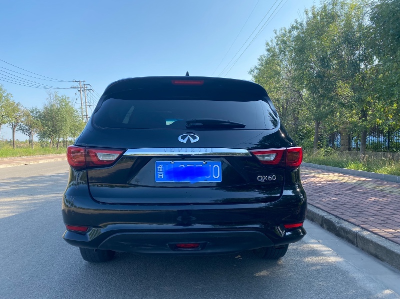 東營17年英菲尼迪QX601