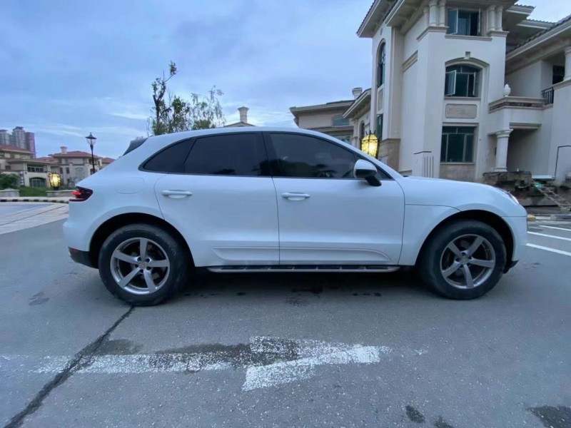 珠海16年保時捷Macan4