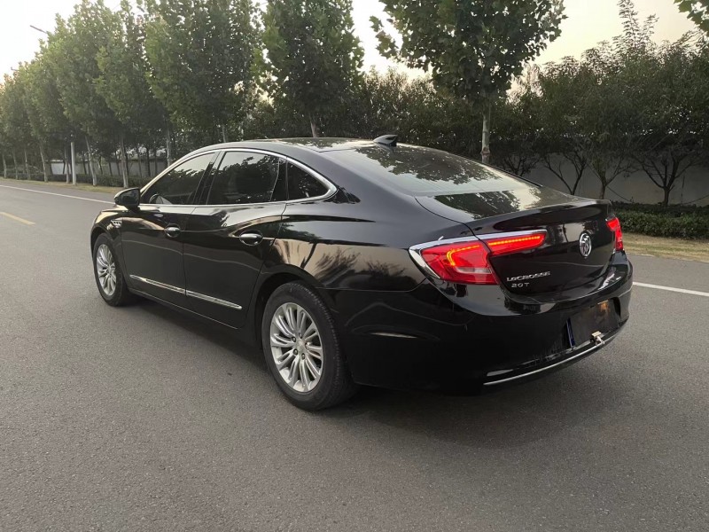 徐州19年别克君越8