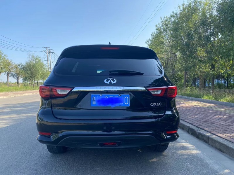 東營17年英菲尼迪QX602