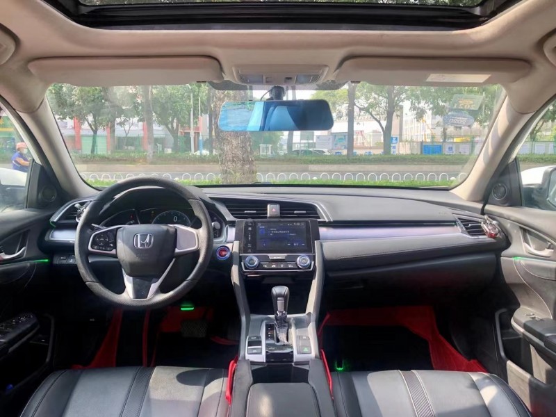 广州17年本田思域6