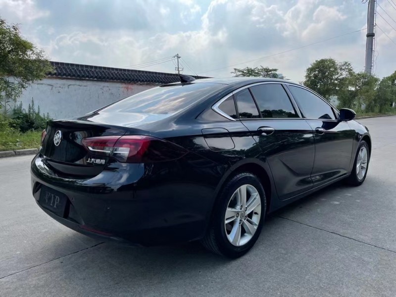 盐城18年别克君威5