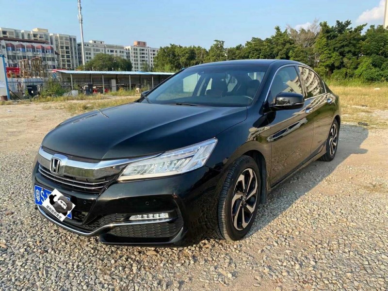 广州16年本田雅阁1