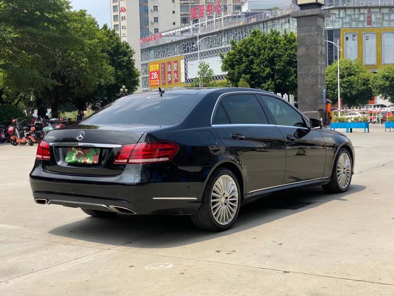 东莞14年奔驰E8