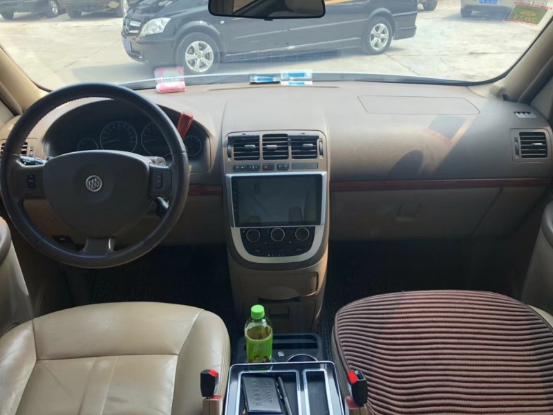 徐州11年别克GL84