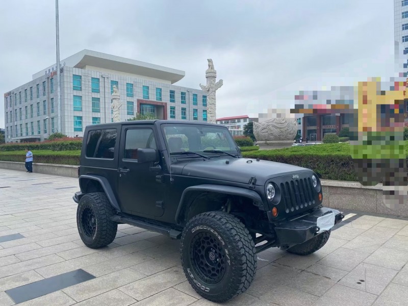 煙臺11年Jeep牧馬人2