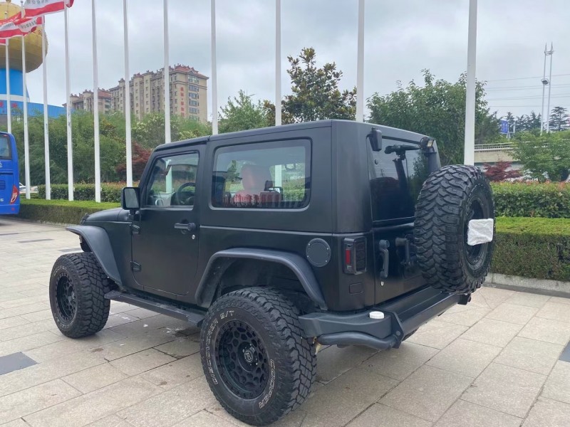 煙臺11年Jeep牧馬人7