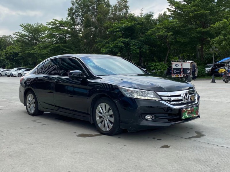 东莞15年本田雅阁2