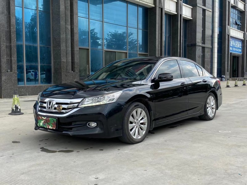 东莞15年本田雅阁3