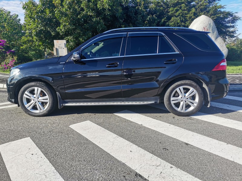 成都15年奔驰ML2