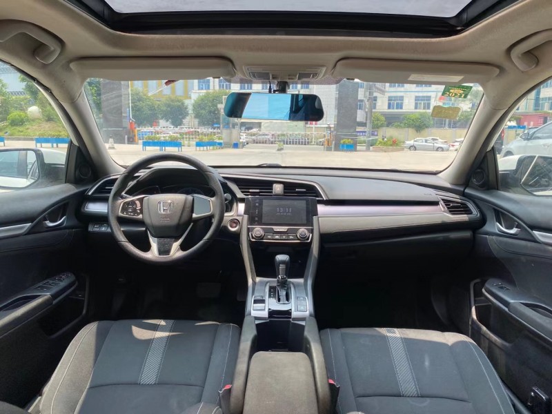 东莞17年本田思域5