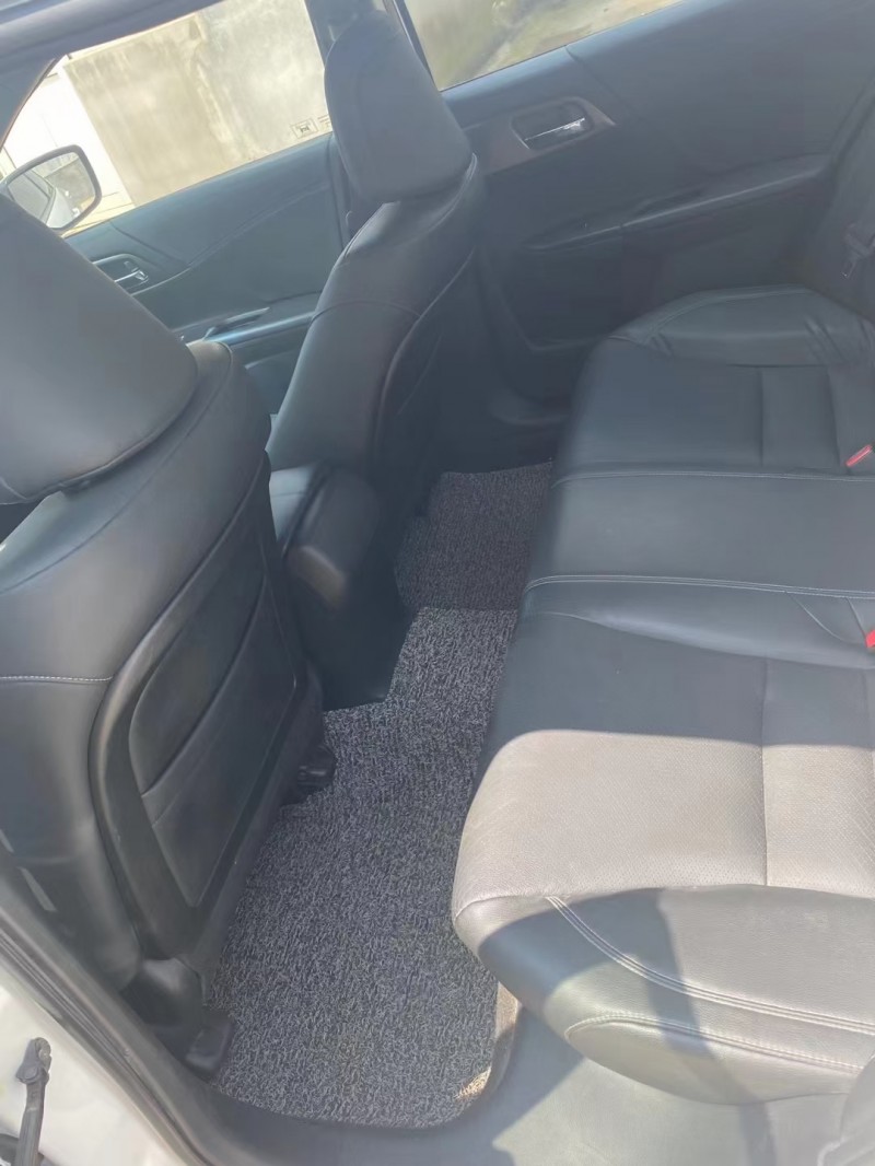 青岛16年本田雅阁6