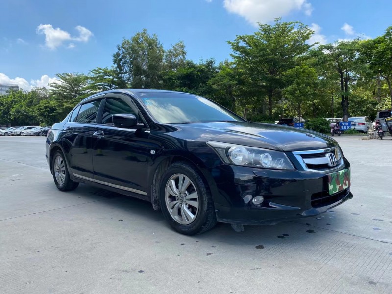 东莞08年本田雅阁2