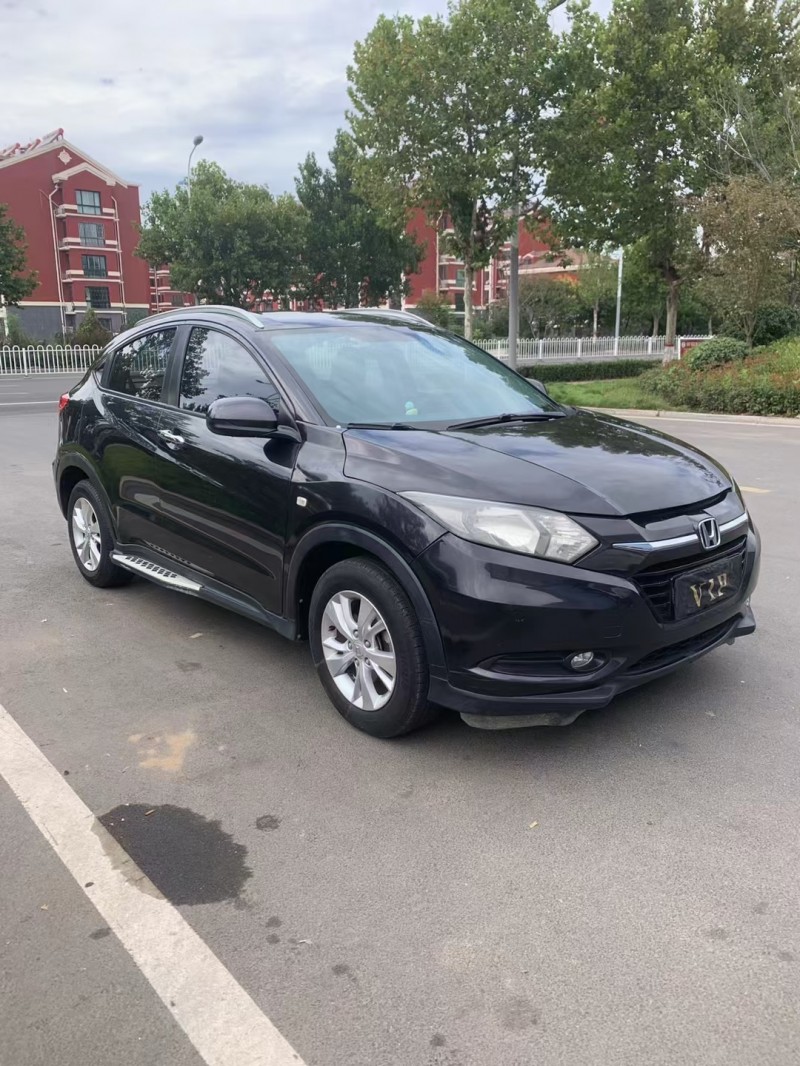 青岛15年本田缤智3