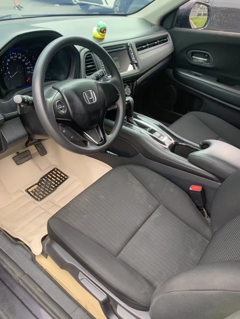 青岛15年本田缤智4