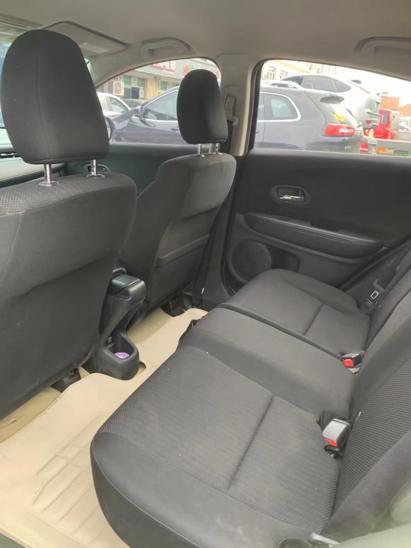 青岛15年本田缤智5