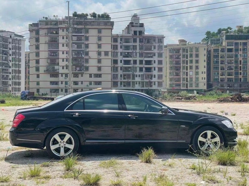 广州11年奔驰S5