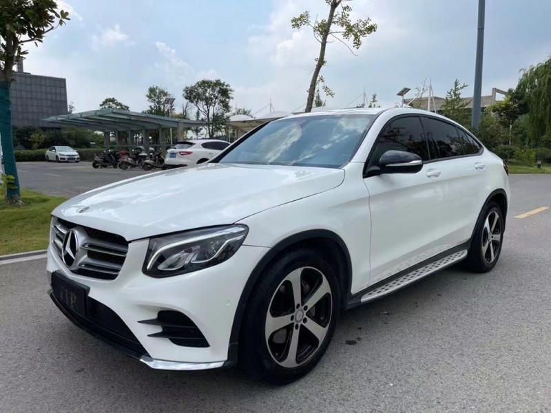 盐城17年奔驰GLC3