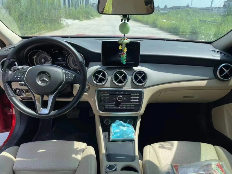 武汉16年奔驰GLA4