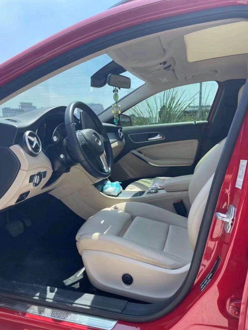 武汉16年奔驰GLA6