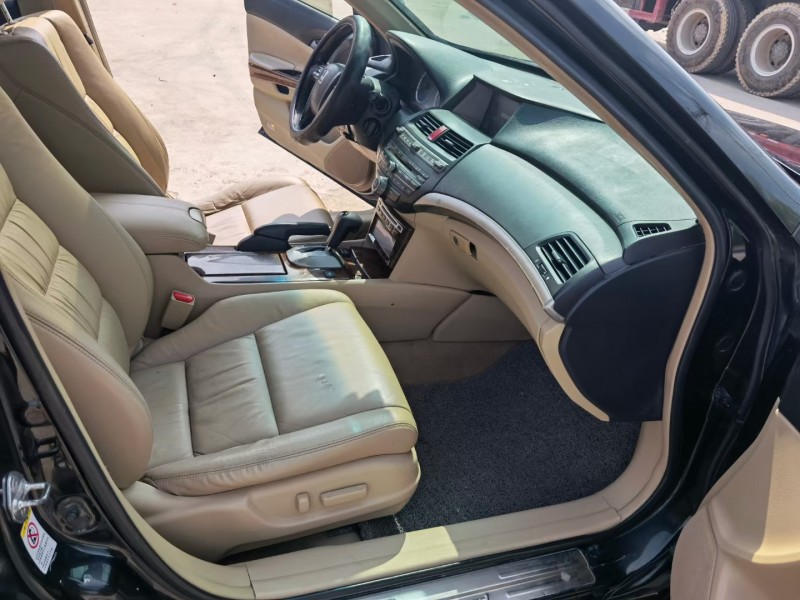 徐州11年本田雅阁6