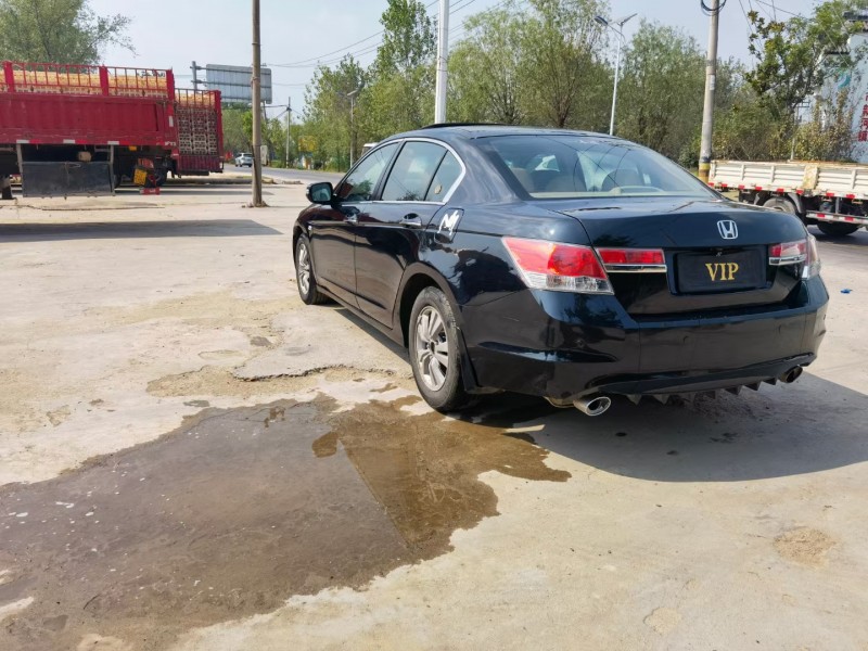 徐州11年本田雅阁8