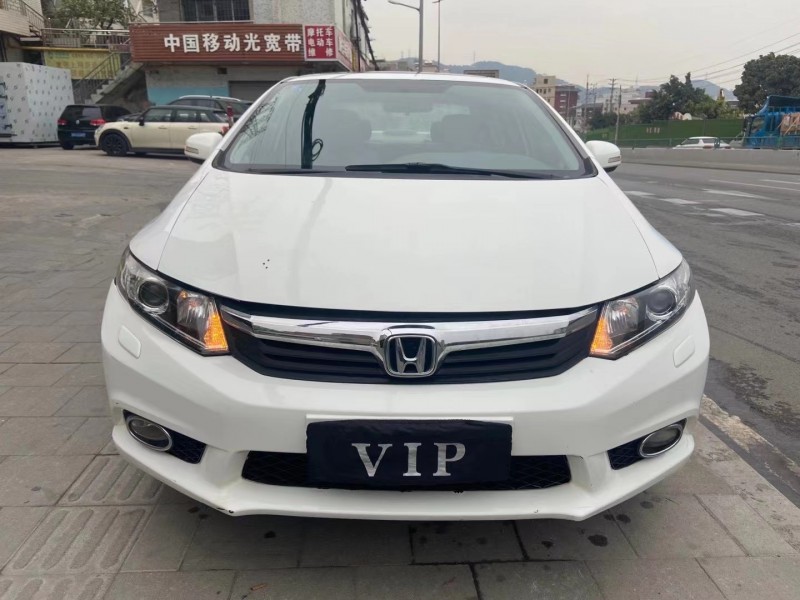 广州12年本田思域1