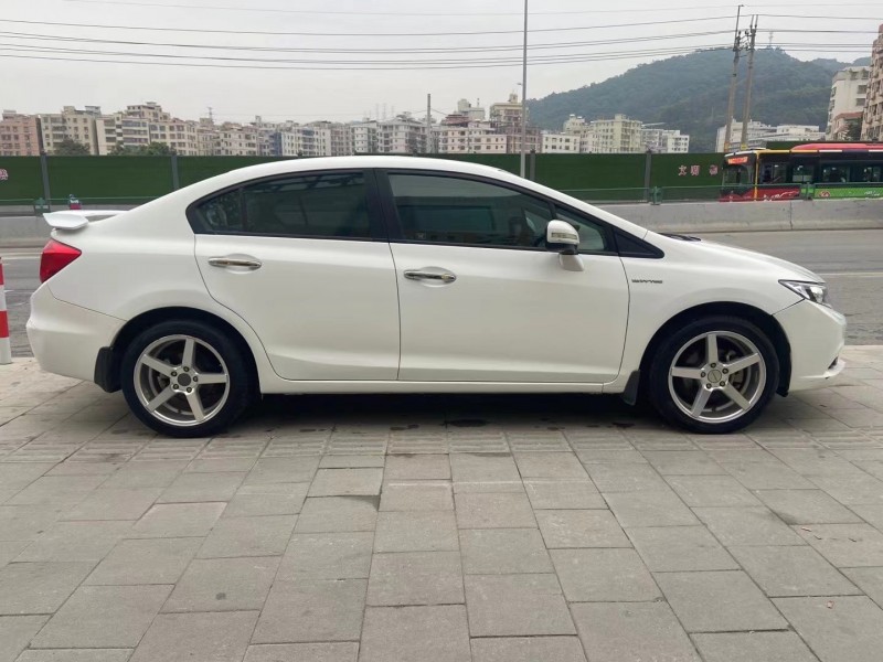 广州12年本田思域5