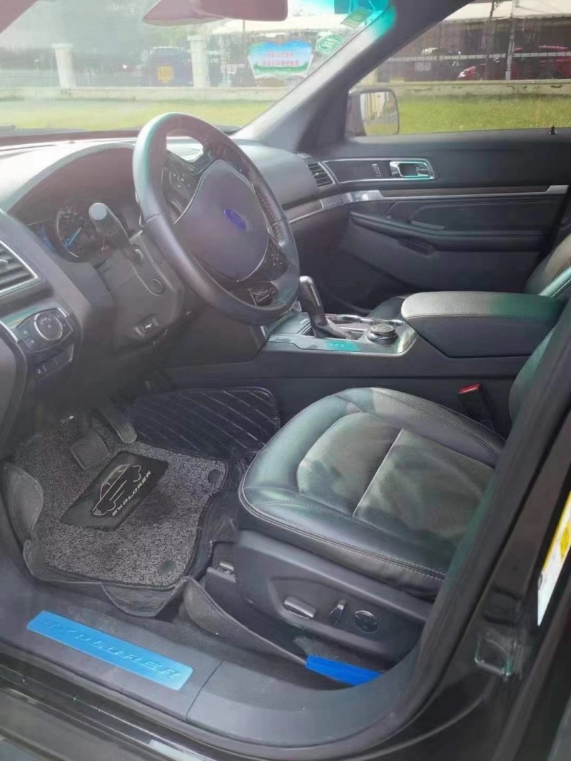 邢台17年福特探险者5