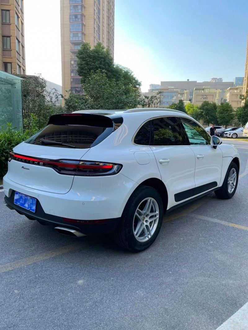 阜陽19年保時捷Macan4