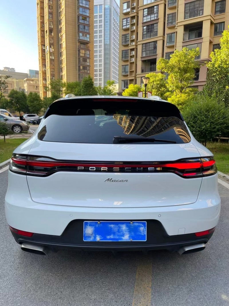阜陽19年保時捷Macan5