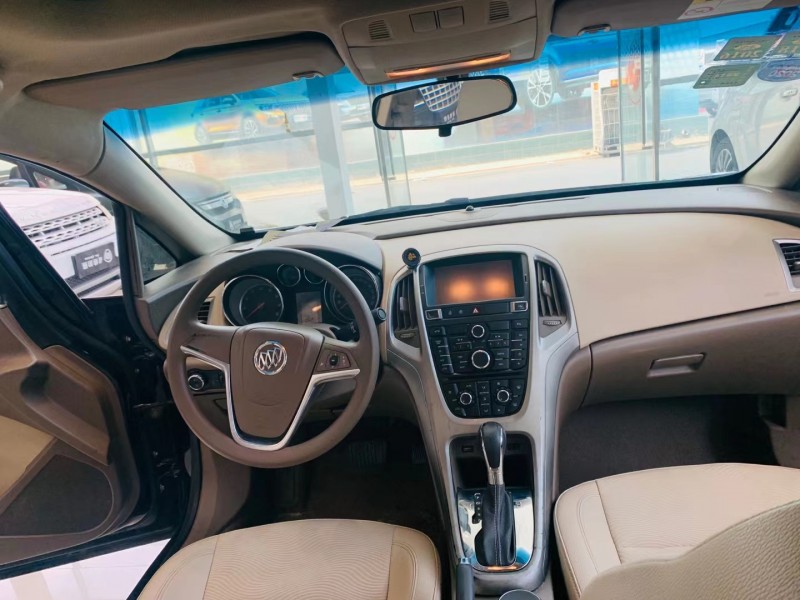 邢台14年别克英朗GT5