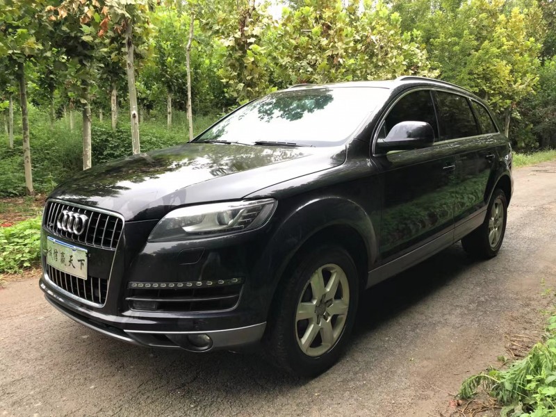济宁15年奥迪Q77