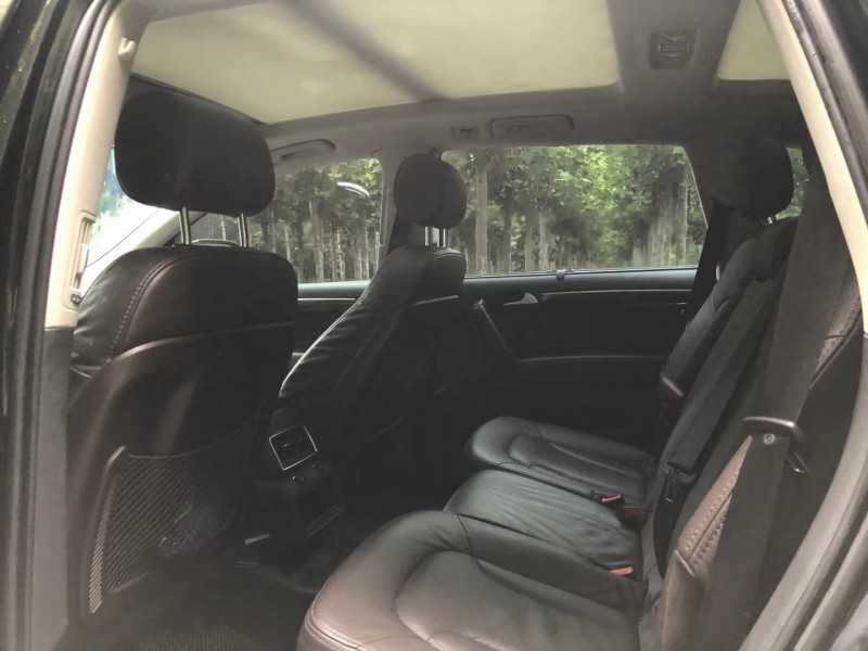 济宁15年奥迪Q76