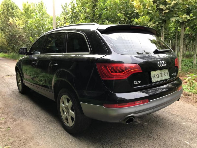 济宁15年奥迪Q72
