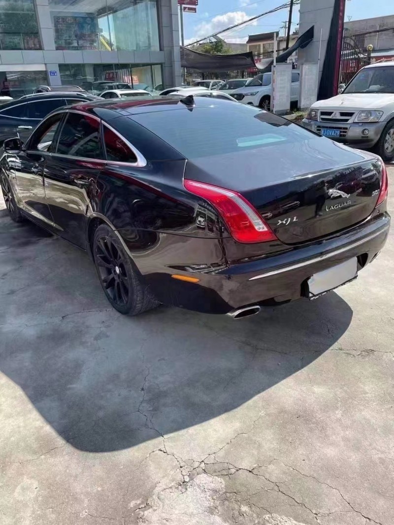鶴壁15年捷豹XJ7