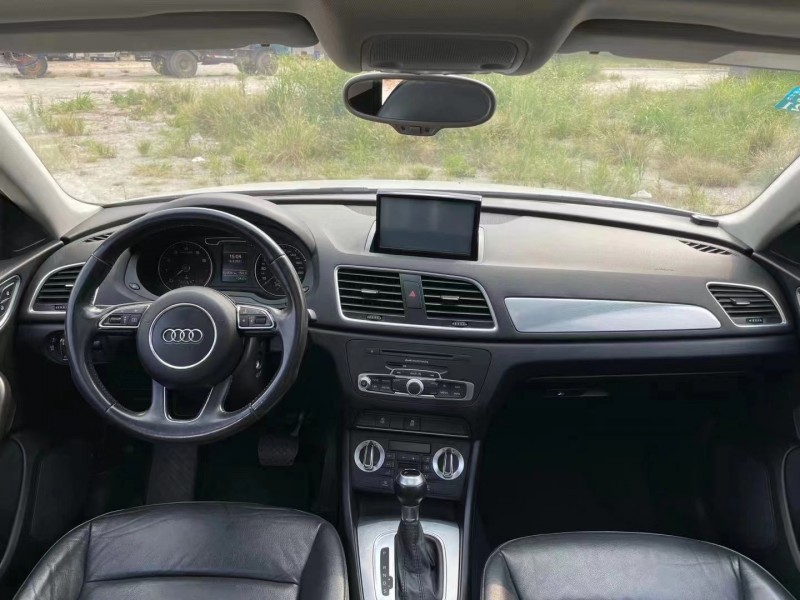 广州15年奥迪Q38