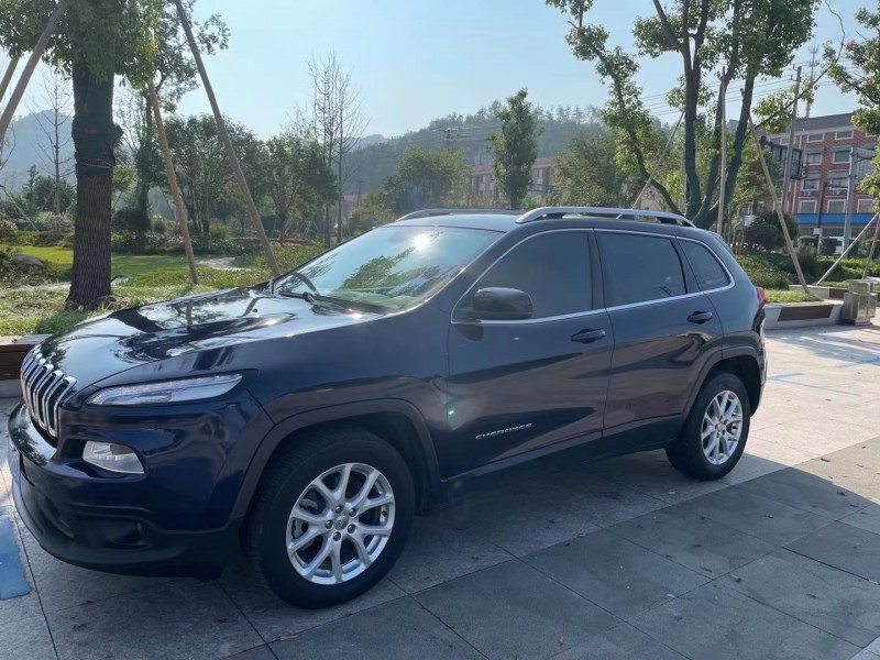溫州18年Jeep自由光2