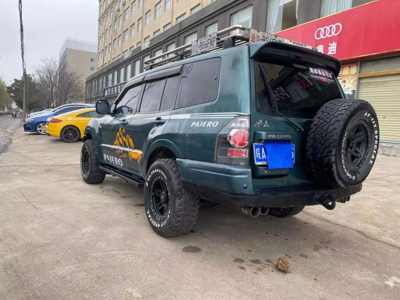 宿州14年三菱帕杰罗8