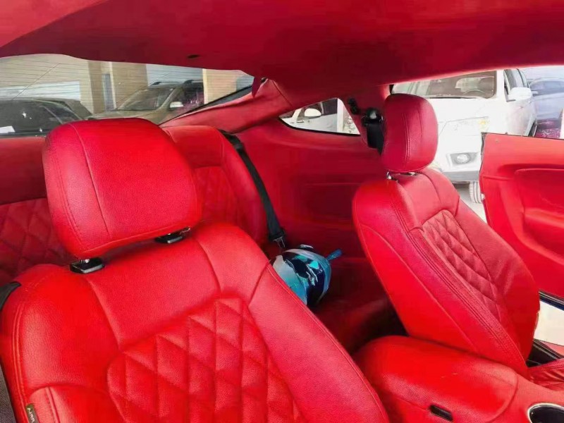 邢台16年福特野马5