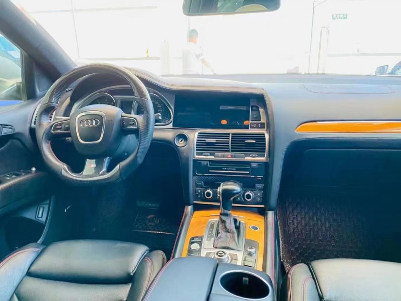 邢台12年奥迪Q73