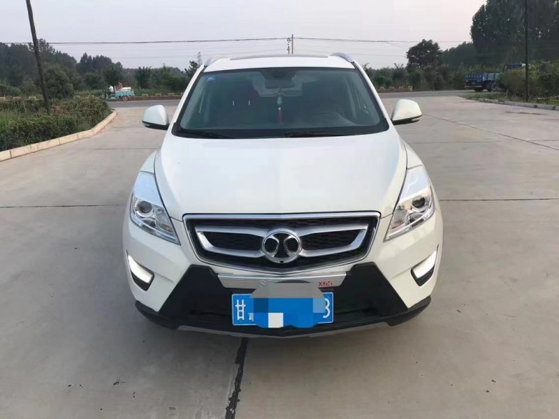 保定16年北汽绅宝X651