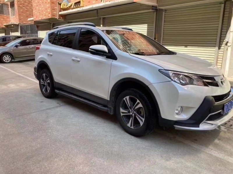 懷化15年豐田RAV43