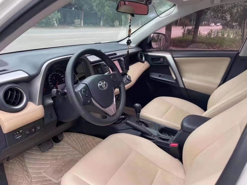 宜昌17年豐田RAV45