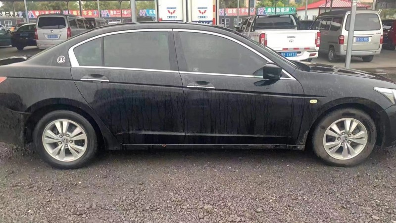 保定10年本田雅阁3