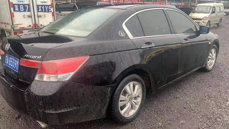 保定10年本田雅阁7