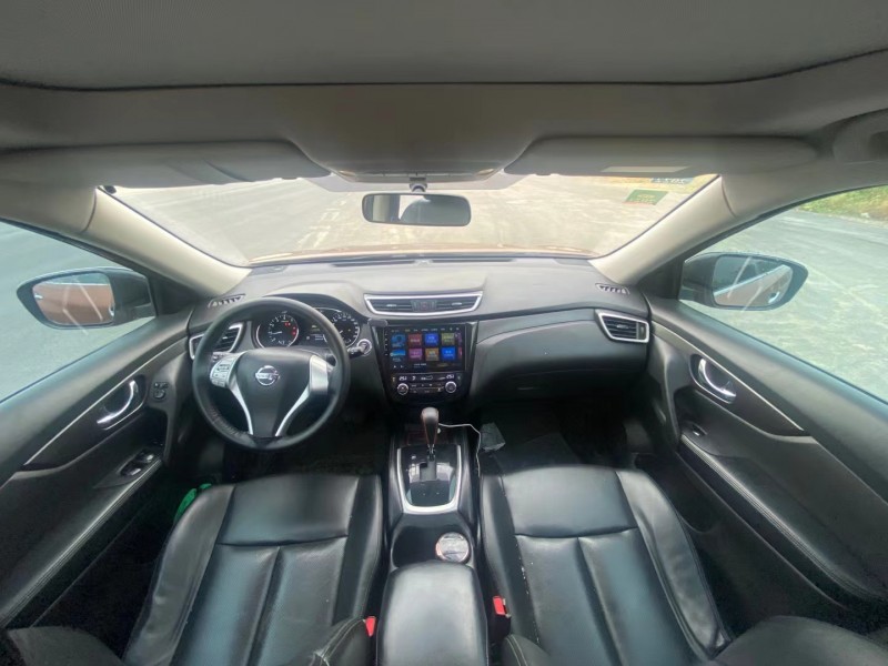 武汉14年日产奇骏6